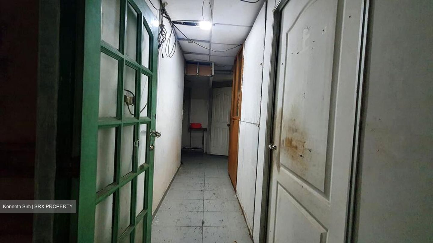 Macpherson Road (D13), Apartment #523830421